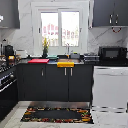 Relax House Barcelone سانت إستيفي سيسروفير