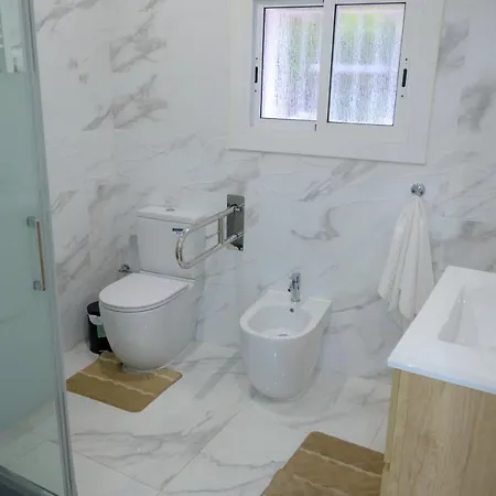 Relax House Barcelone * Sant Esteve Sesrovires