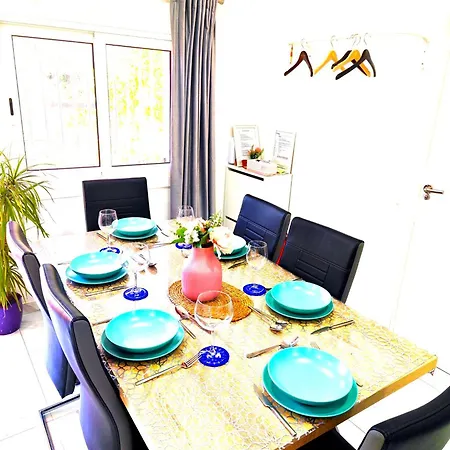 Relax House Barcelone Sant Esteve Sesrovires