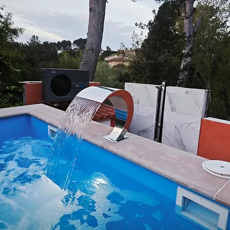 Relax House Barcelone Sant Esteve Sesrovires